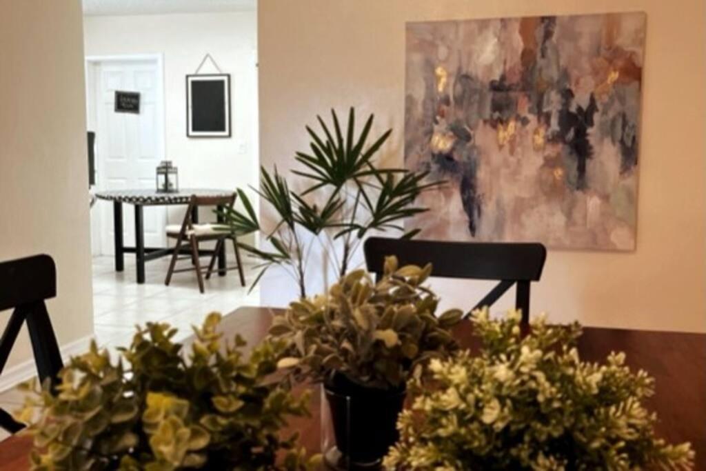 House Close To Downtown, Airport, Raymond James Stadium, And Many More Places Tampa Eksteriør billede