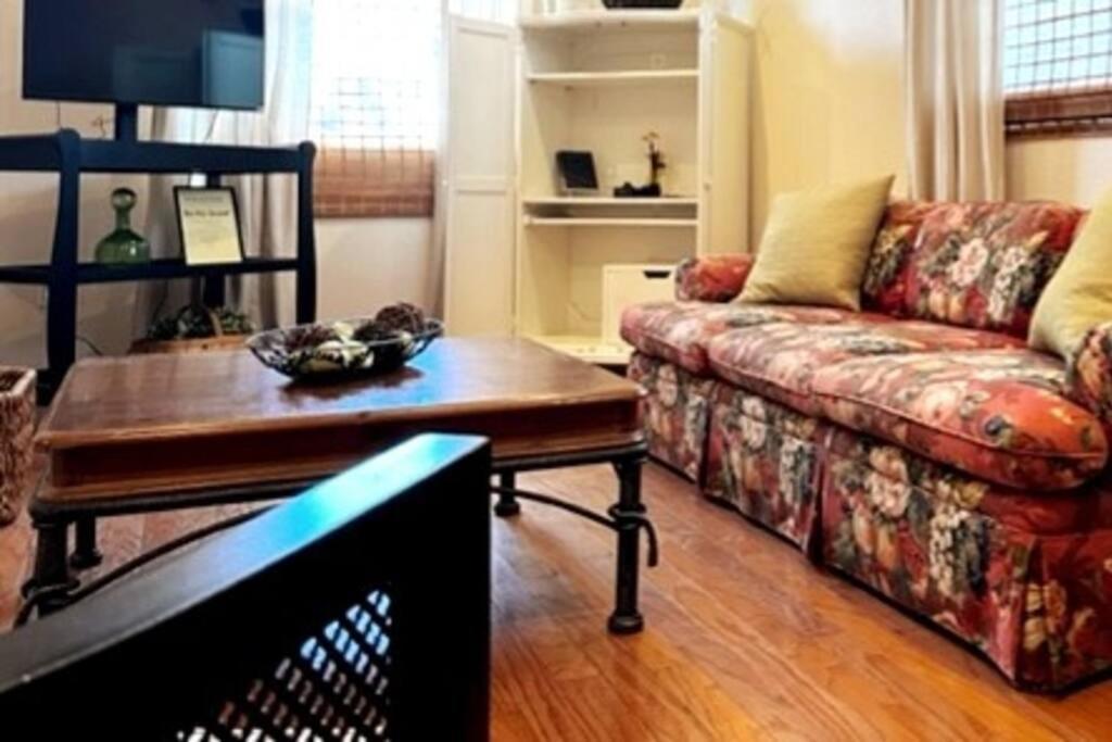 House Close To Downtown, Airport, Raymond James Stadium, And Many More Places Tampa Eksteriør billede