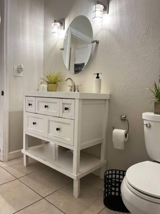 House Close To Downtown, Airport, Raymond James Stadium, And Many More Places Tampa Eksteriør billede